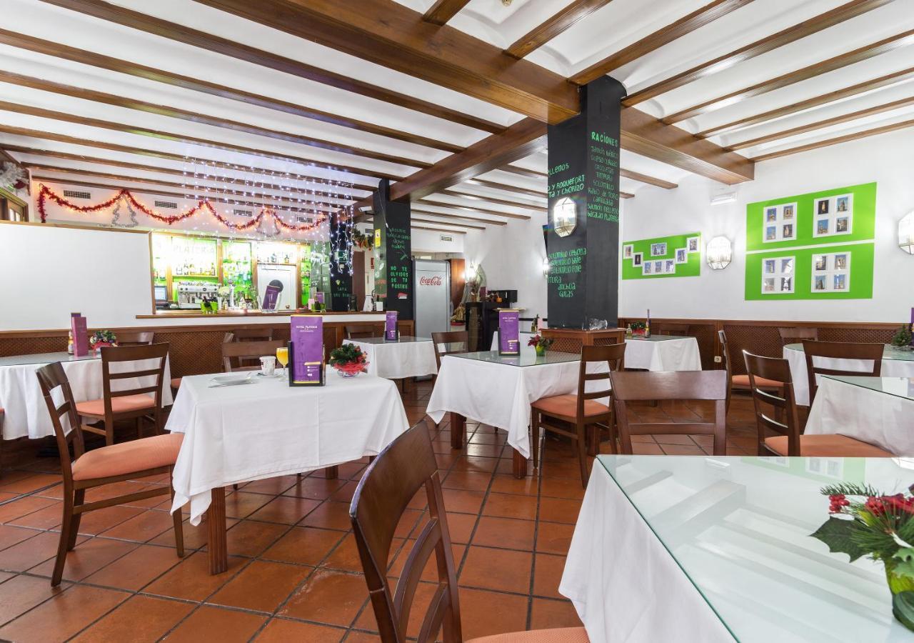 Hotel Plateria Ecija Luaran gambar