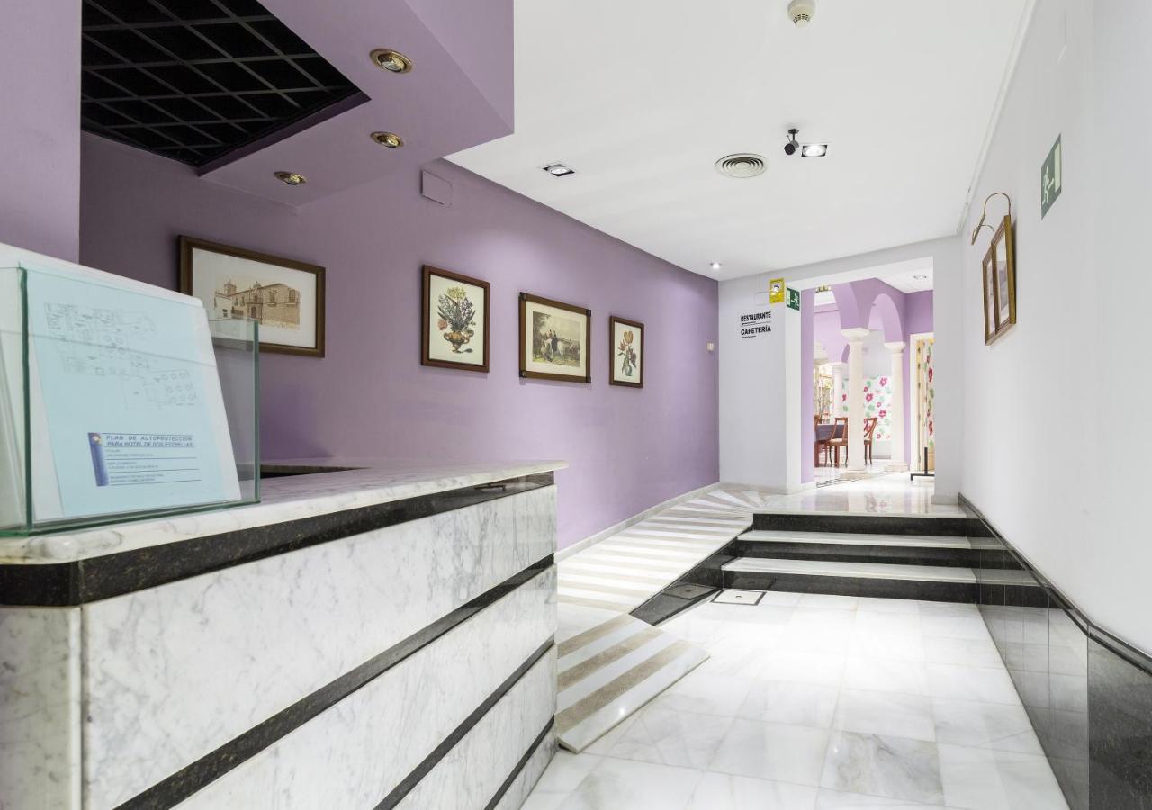 Hotel Plateria Ecija Luaran gambar