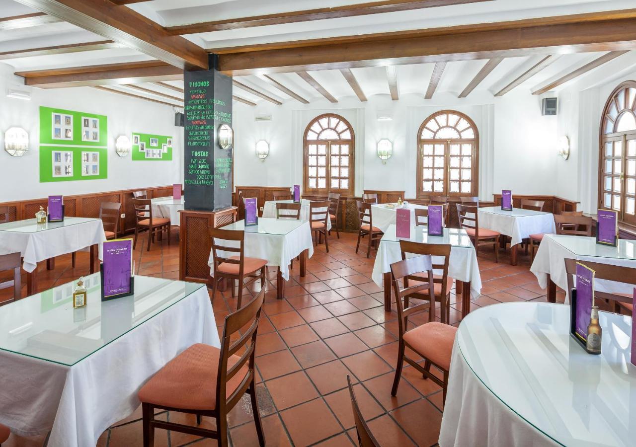 Hotel Plateria Ecija Luaran gambar