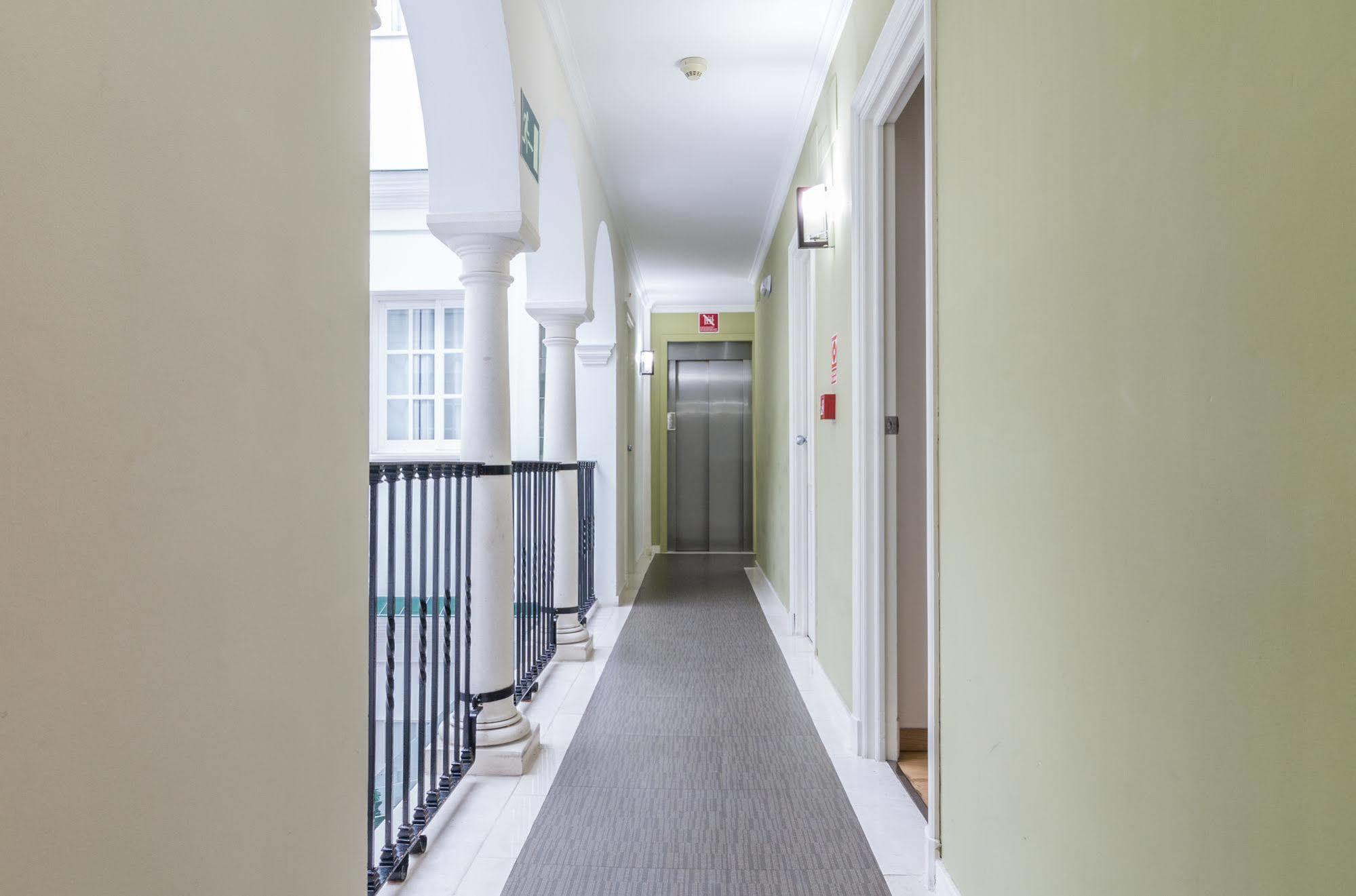 Hotel Plateria Ecija Luaran gambar